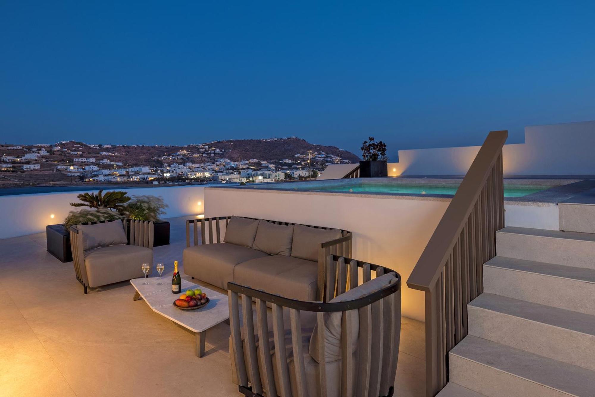Aeonic Suites And Spa Mykonos Town 외부 사진