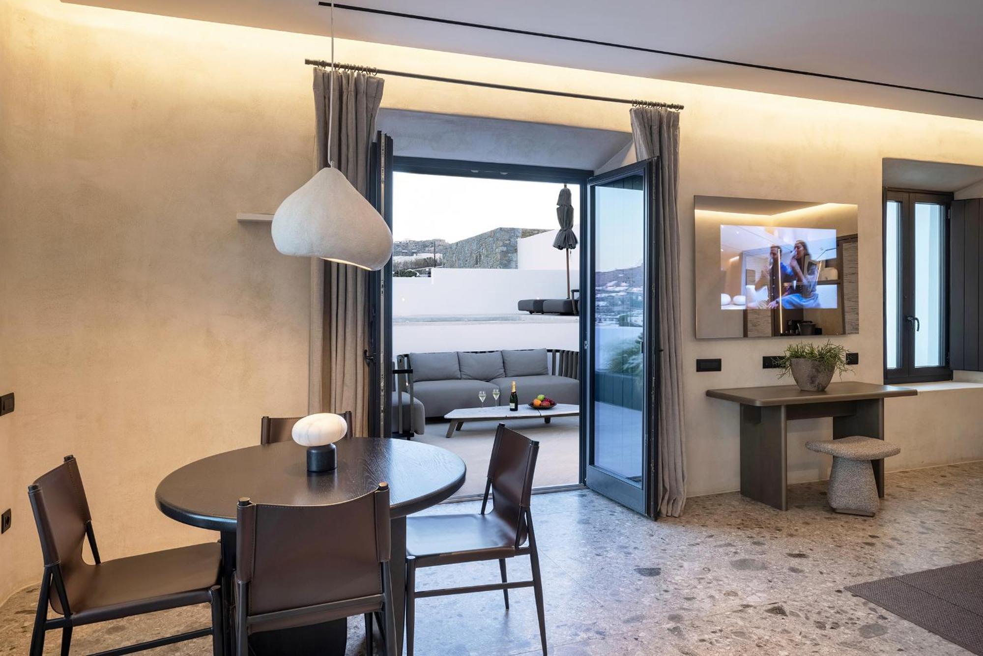 Aeonic Suites And Spa Mykonos Town 외부 사진
