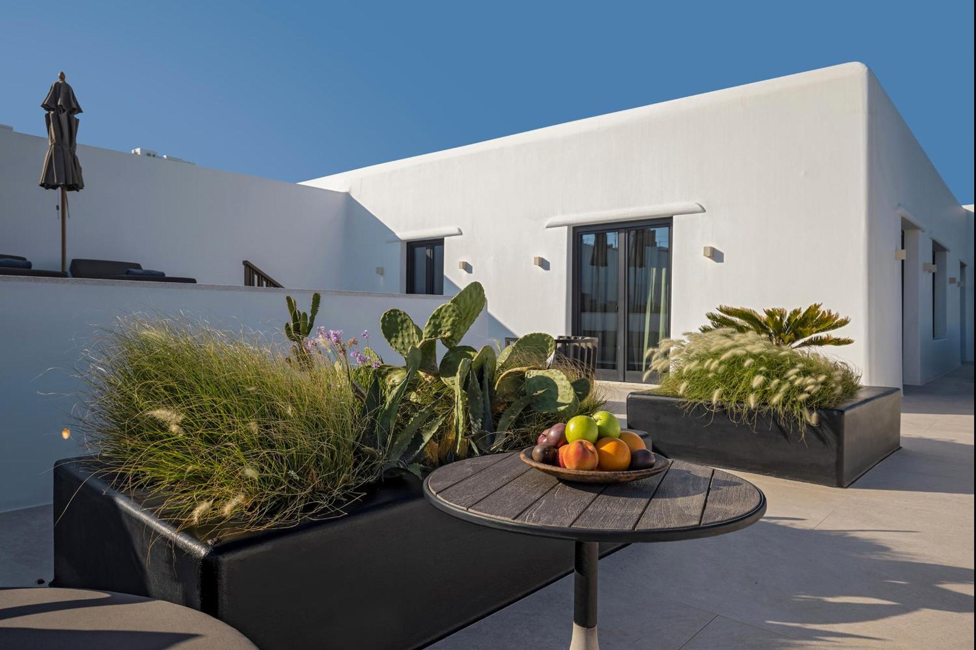 Aeonic Suites And Spa Mykonos Town 외부 사진