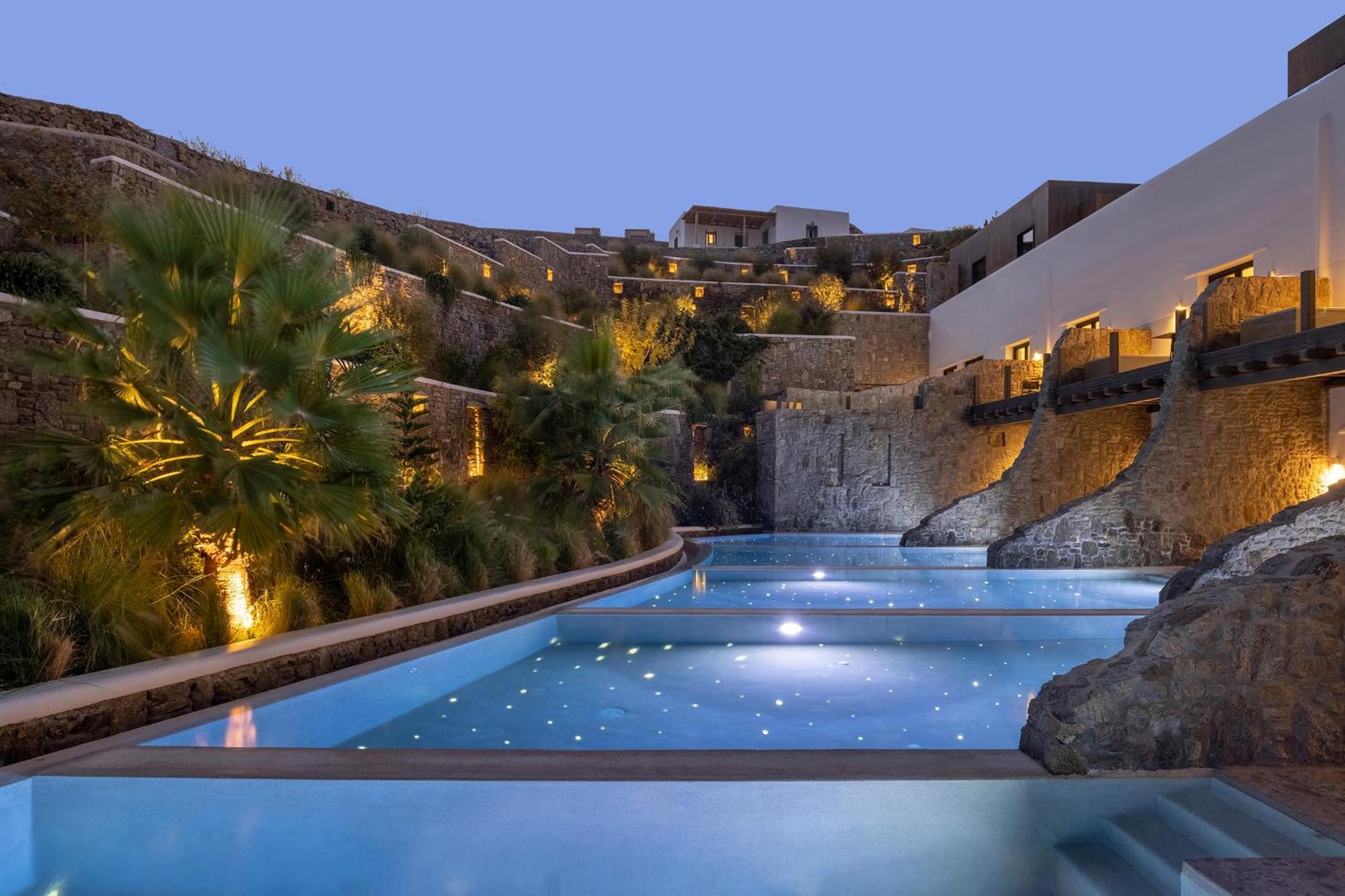 Aeonic Suites And Spa Mykonos Town 외부 사진