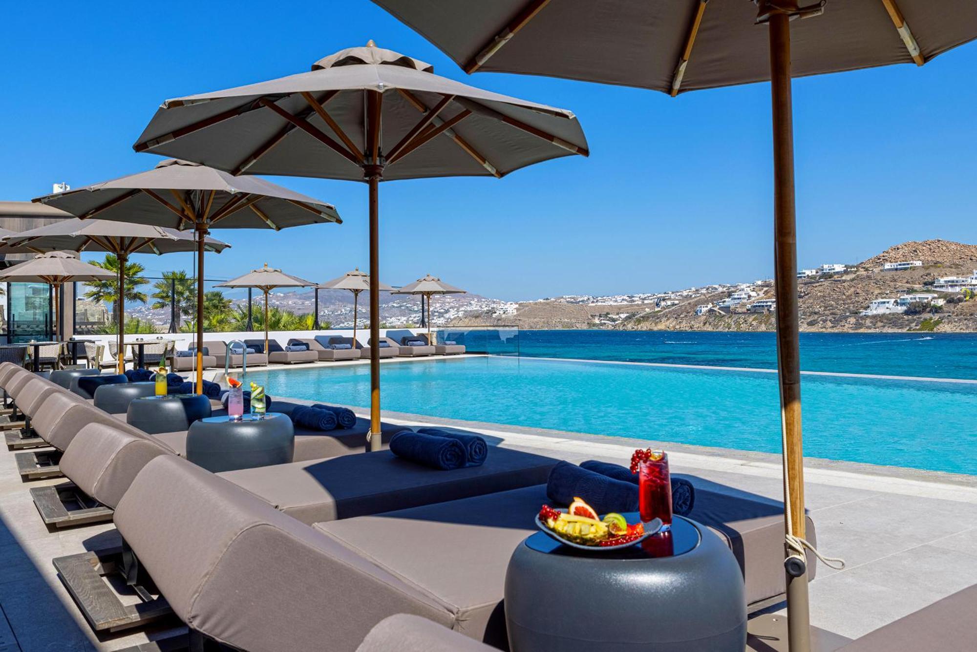 Aeonic Suites And Spa Mykonos Town 외부 사진